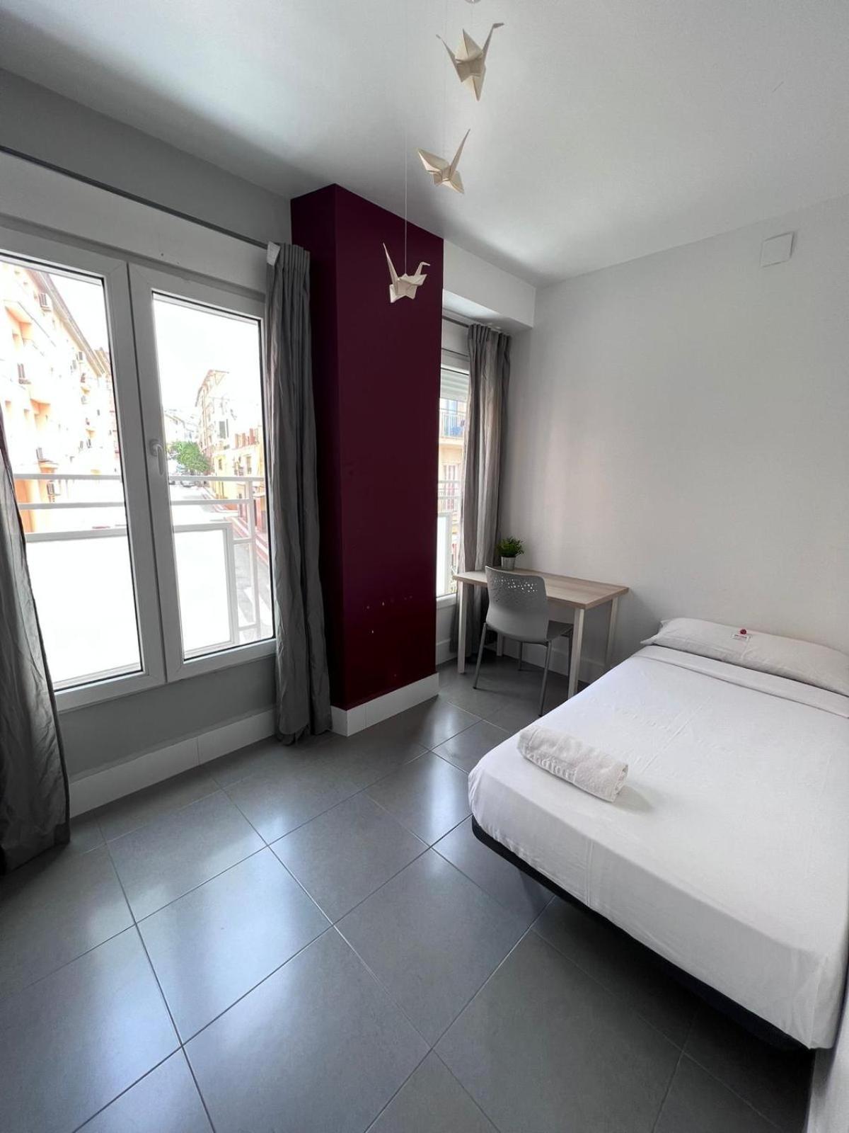 Bbtk Malaga Hostel Ngoại thất bức ảnh