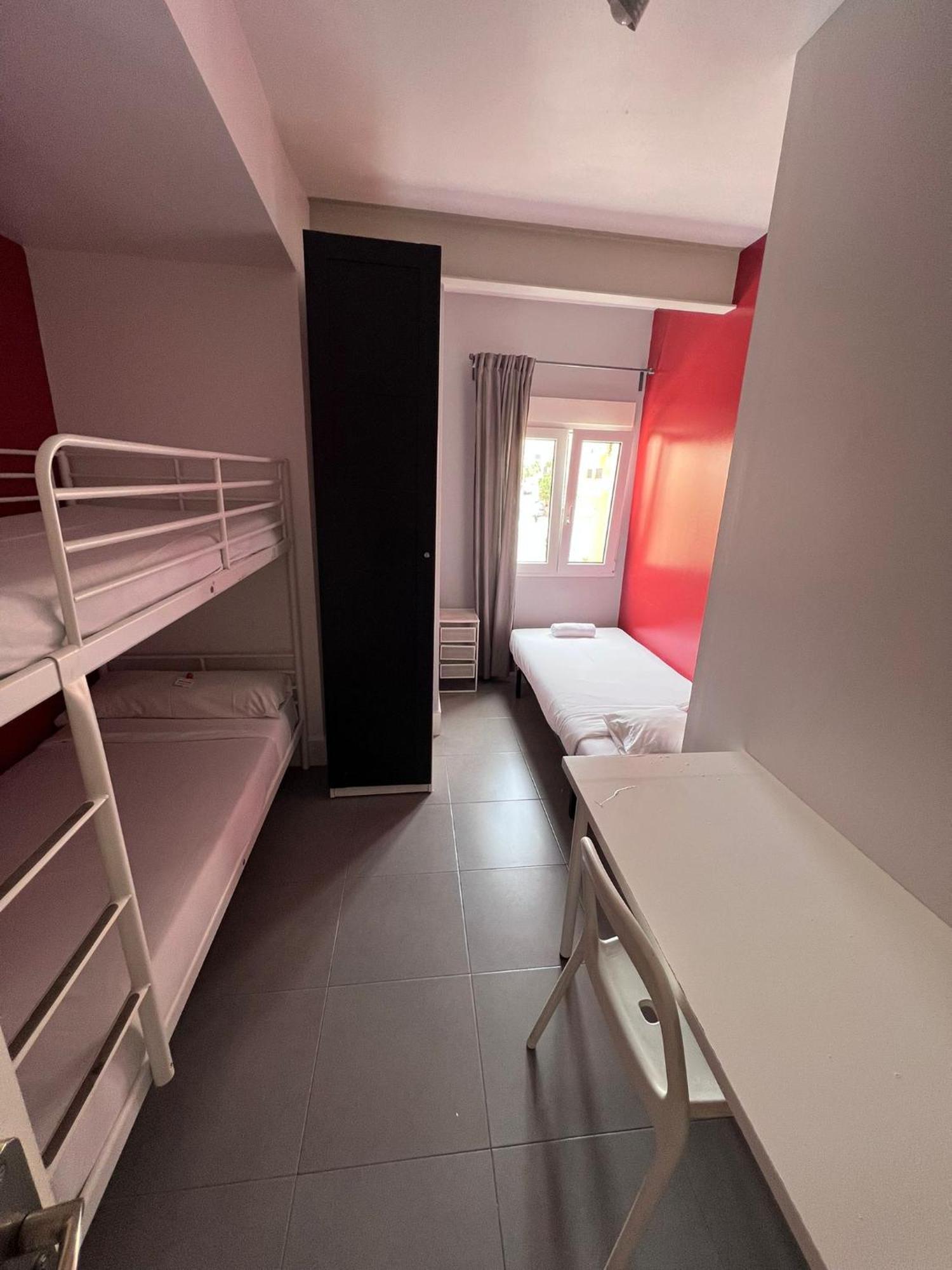 Bbtk Malaga Hostel Ngoại thất bức ảnh